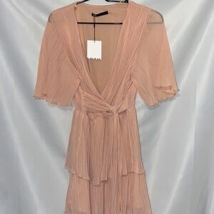 NWT ZARA WO SIZE  LARGE BLUSH  MINI DRESS SOFT RUFFLE FRONT SOFT PLEATS FAUXWRAP
